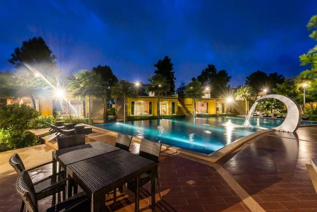 Bangkok.Grand.Resort บ้านบางบ่อ ภายนอก รูปภาพ