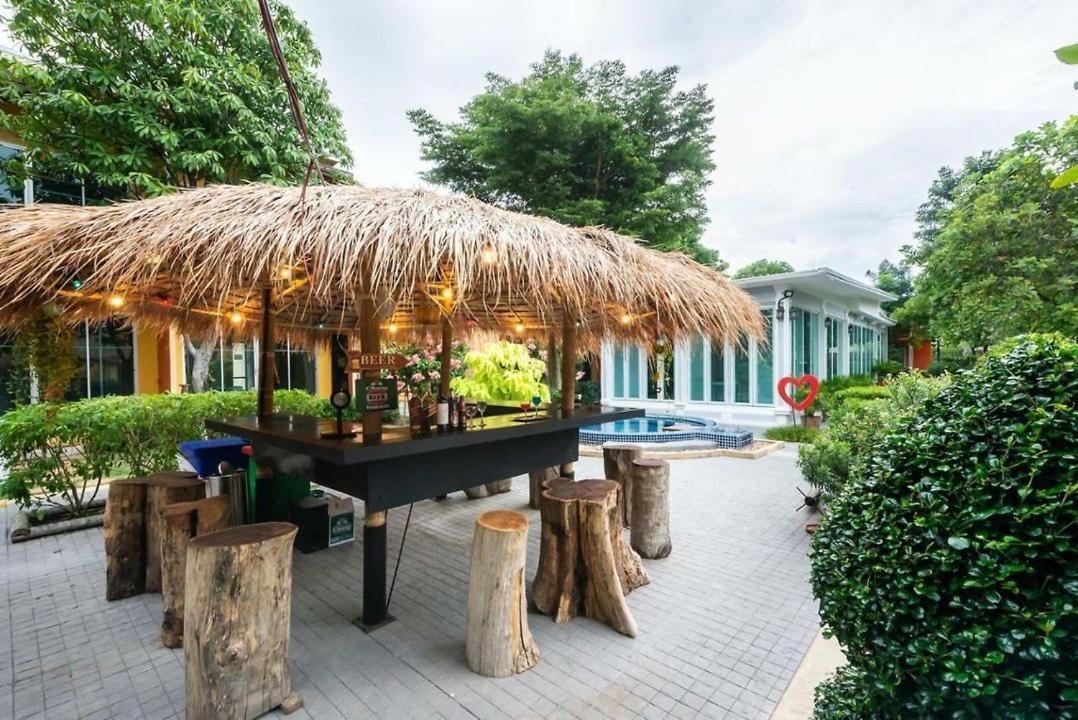 Bangkok.Grand.Resort บ้านบางบ่อ ภายนอก รูปภาพ
