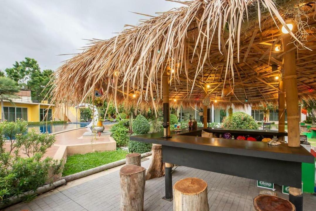 Bangkok.Grand.Resort บ้านบางบ่อ ภายนอก รูปภาพ
